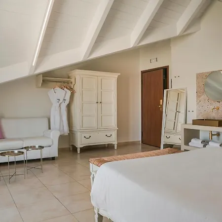 Alley Boutique And 4* Argostoli (Kefalonia)